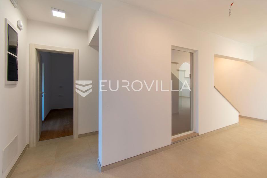 Maison À vendre -  Sveti Lovreč
