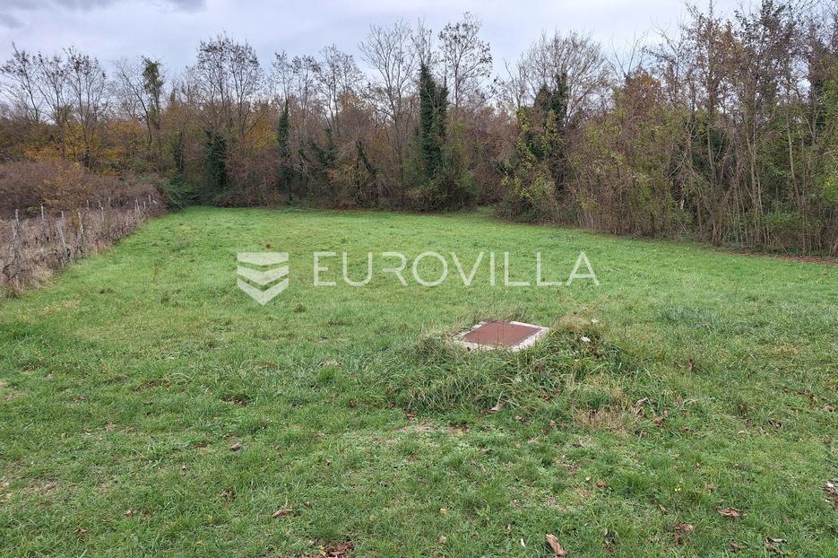 Zemljište Na prodaju -  Raša