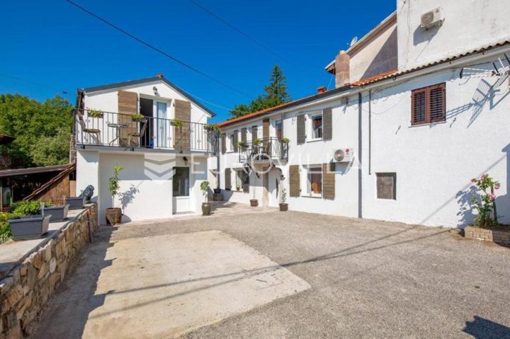 Haus Zu verkaufen - Primorsko-goranska Matulji - foto 2/20