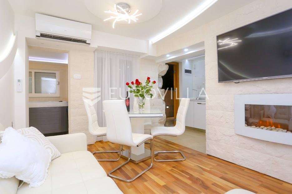 Apartmán Na predaj - Splitsko-dalmatinska Split - foto 1/13