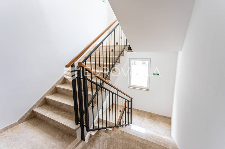 Flat For sale - Splitsko-dalmatinska Makarska