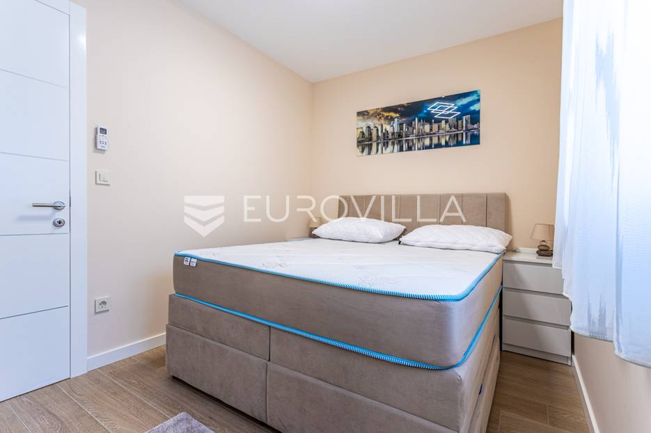 Flat For sale - Splitsko-dalmatinska Makarska