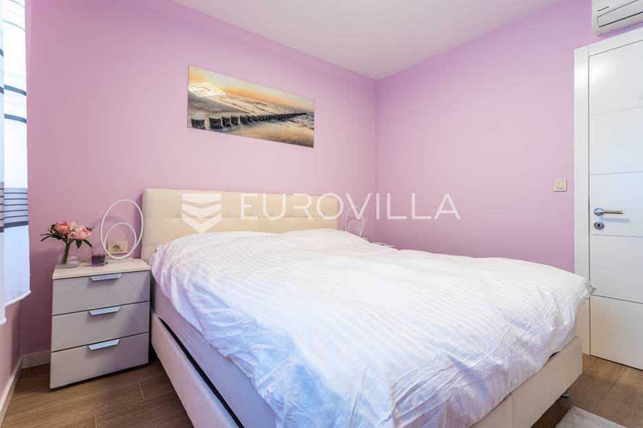 Flat For sale - Splitsko-dalmatinska Makarska
