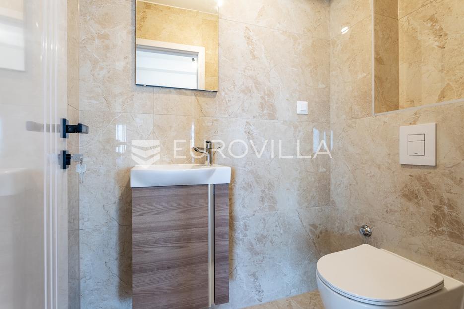 Flat For sale - Splitsko-dalmatinska Makarska