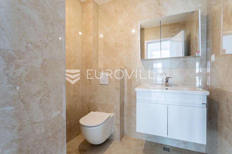 Flat For sale - Splitsko-dalmatinska Makarska