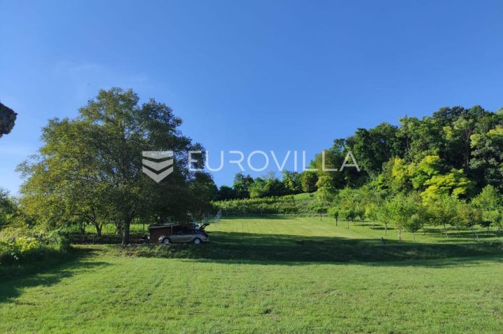 Pozemok na predaj 2400 m² – Novo Selo