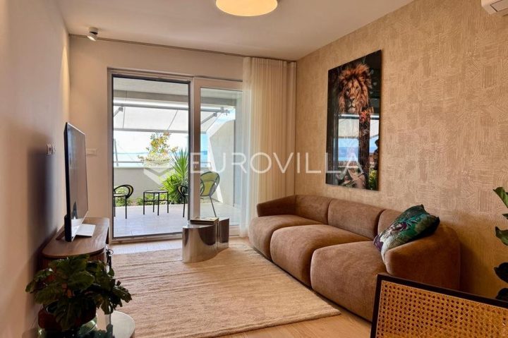 Appartement à louer 60 m² – Duilovo