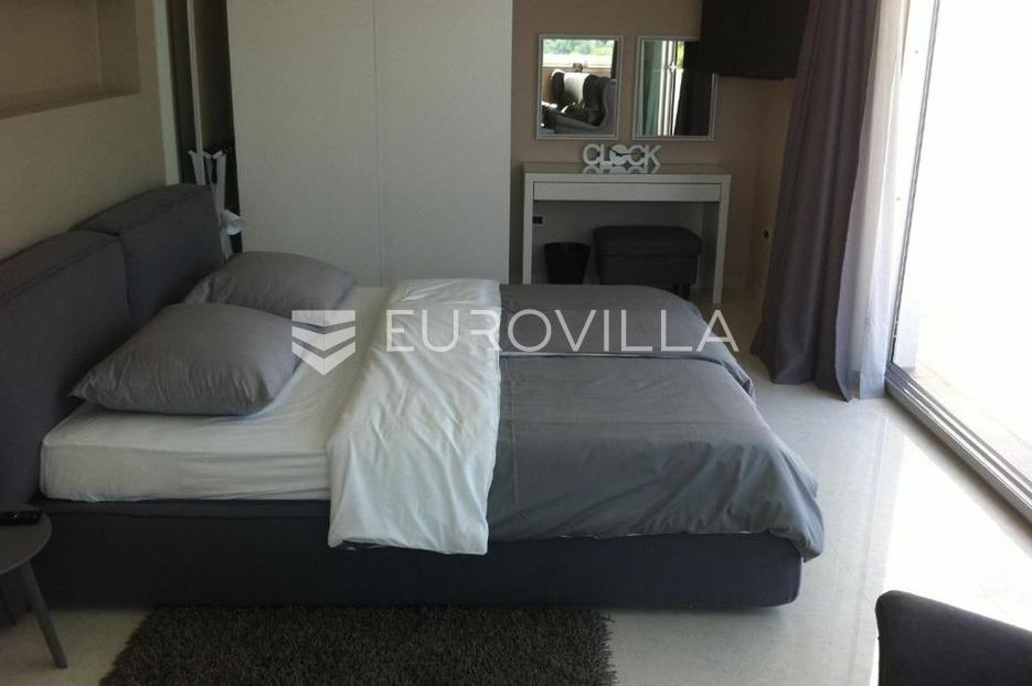 Maison À vendre -  Rovinj