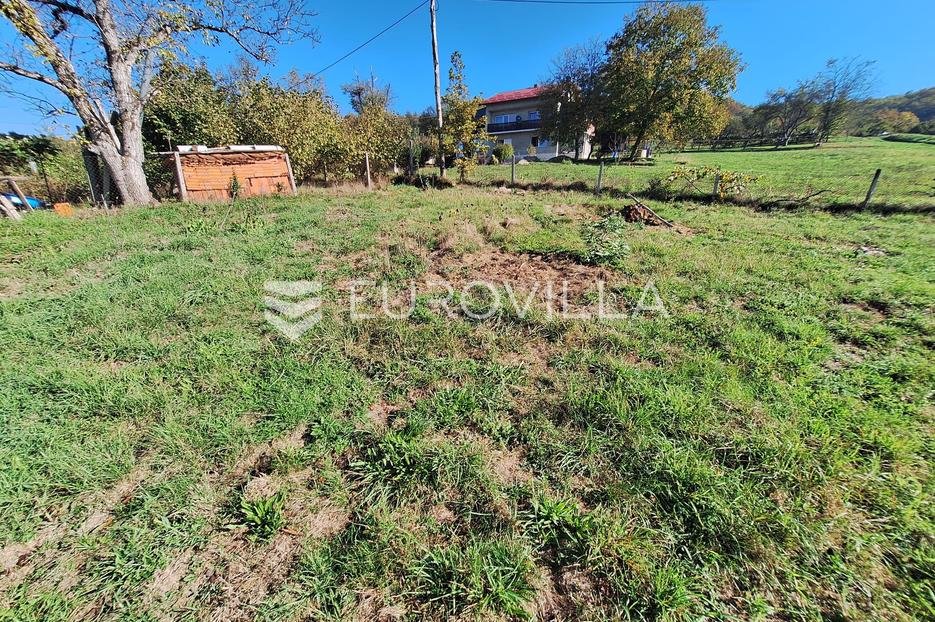 Grundstück Zu verkaufen - Karlovačka Karlovac - Okolica