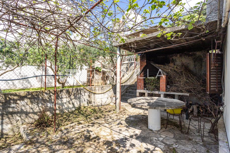 Kuća Na prodaju -  Kaštela
