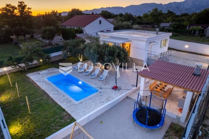 Kuća na prodaju 100 m² – Slivnica