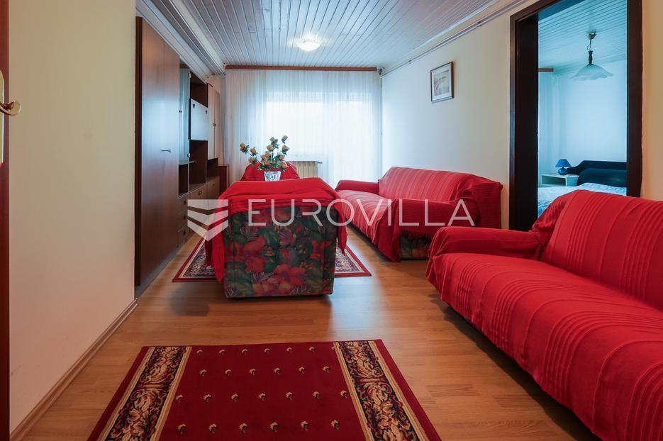 Maison À vendre -  Slavonski Brod