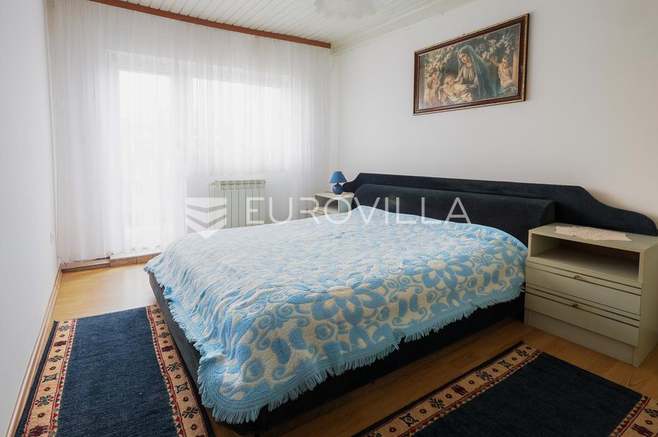 Maison À vendre -  Slavonski Brod