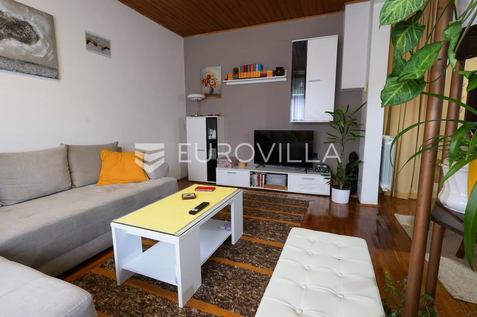 Maison À vendre -  Slavonski Brod