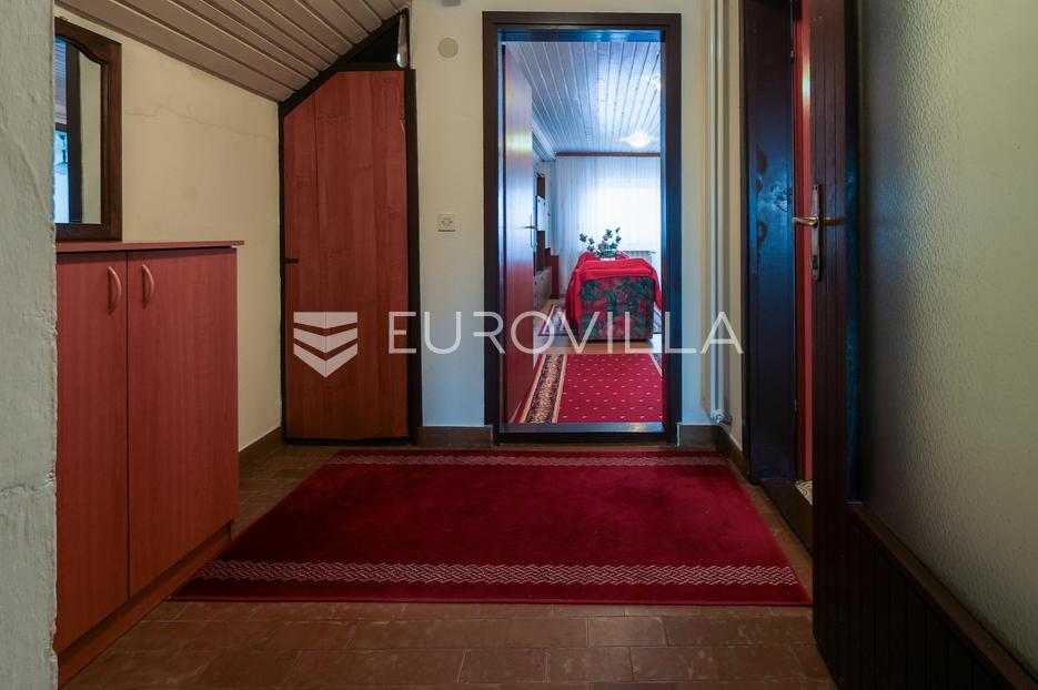 Maison À vendre -  Slavonski Brod