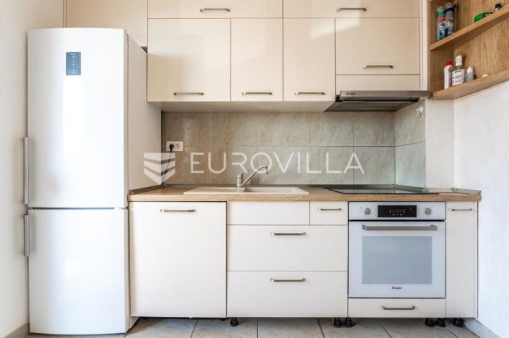 Apartment Zu verkaufen - Splitsko-dalmatinska Solin - foto 2/12