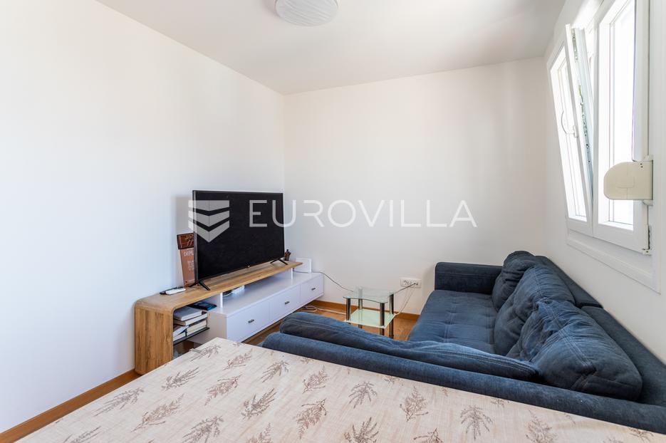 Apartment Zu verkaufen -  Solin