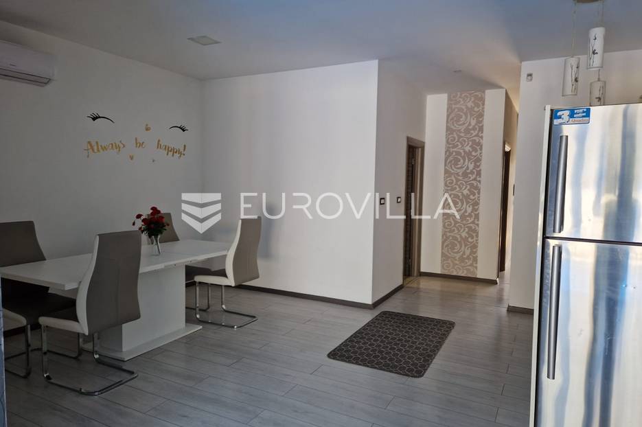 Haus Zu verkaufen - Istarska Svetvinčenat