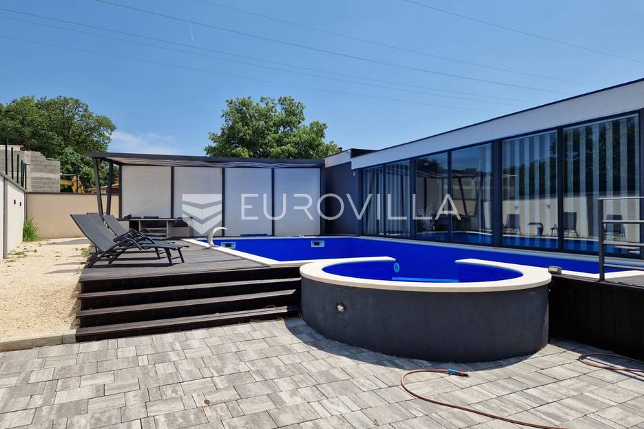 Haus Zu verkaufen - Istarska Svetvinčenat - foto 2/30