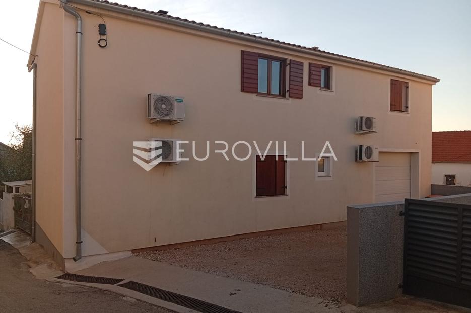 House For sale Sveti Filip i Jakov