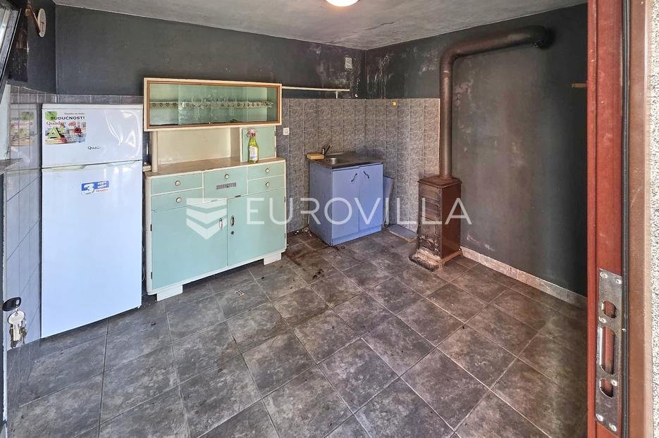 House For sale - Grad Zagreb Gornja Dubrava