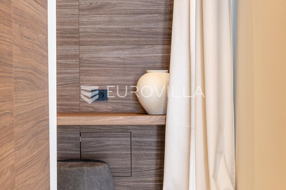Casa In vendita -  Kaštelir-Labinci