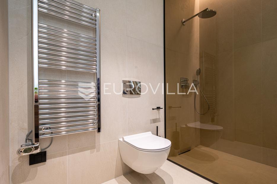 Casa In vendita -  Kaštelir-Labinci