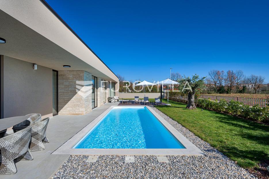 Casa In vendita -  Kaštelir-Labinci