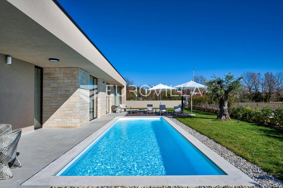 Casa In vendita -  Kaštelir-Labinci