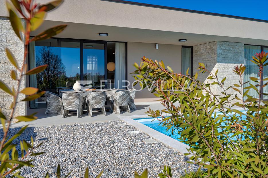 Casa In vendita -  Kaštelir-Labinci