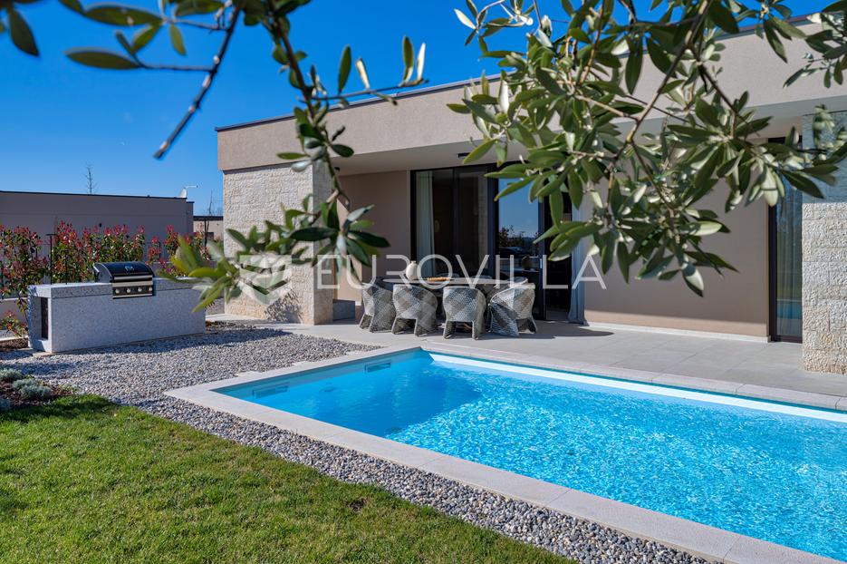 Casa In vendita -  Kaštelir-Labinci