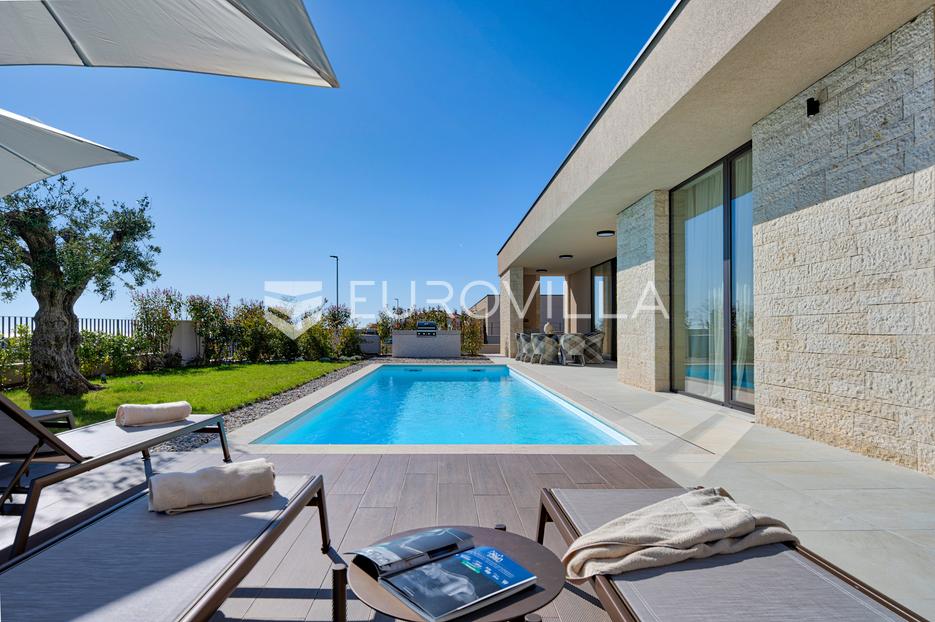 Casa In vendita -  Kaštelir-Labinci