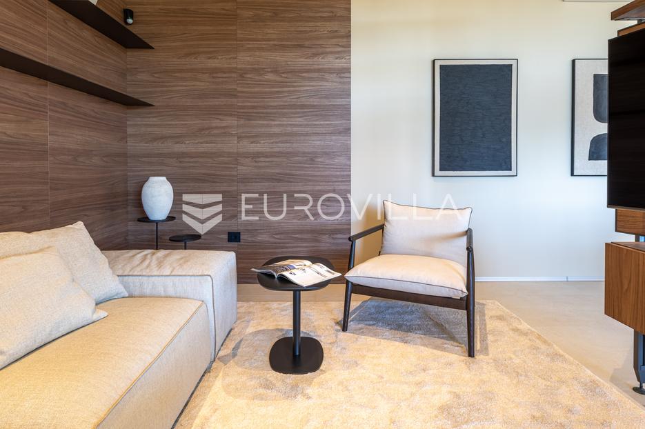 Casa In vendita -  Kaštelir-Labinci