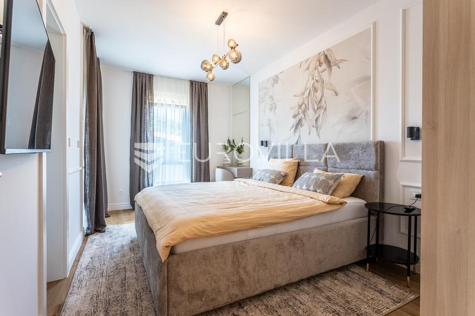 Casa In vendita - Splitsko-dalmatinska Trogir - Okolica