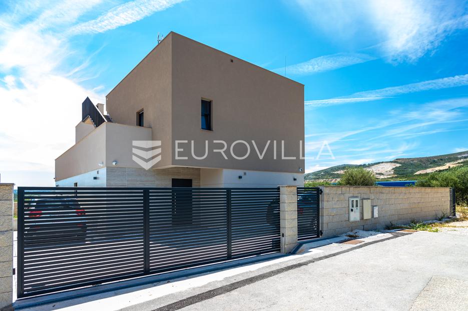 Casa In vendita - Splitsko-dalmatinska Trogir - Okolica