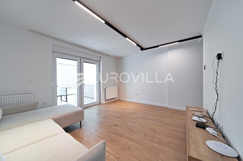 House For sale - Osječko-baranjska Osijek - foto 1/16