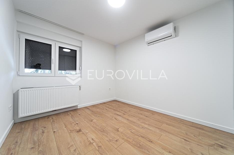 House For sale - Osječko-baranjska Osijek