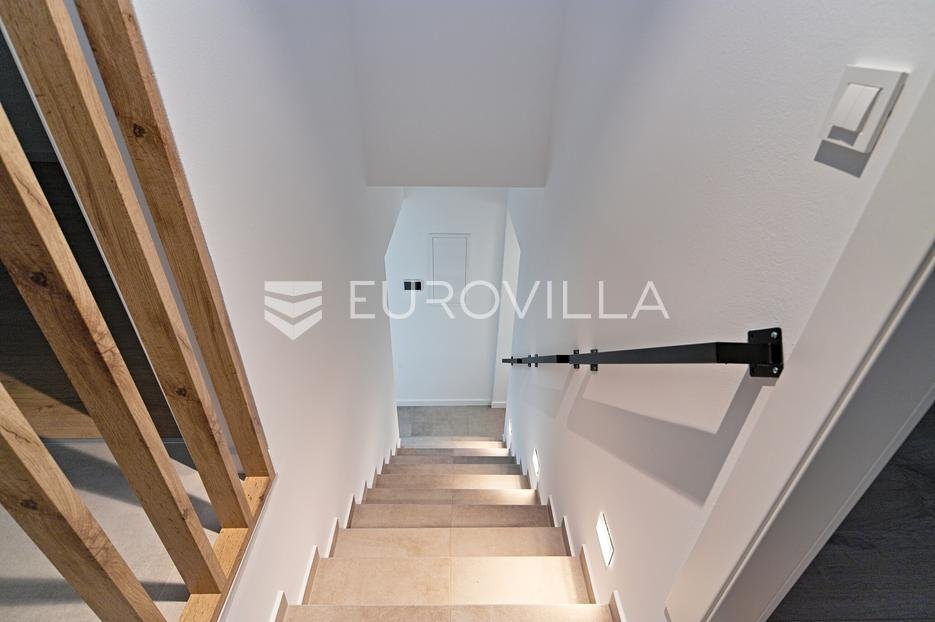 House For sale - Osječko-baranjska Osijek