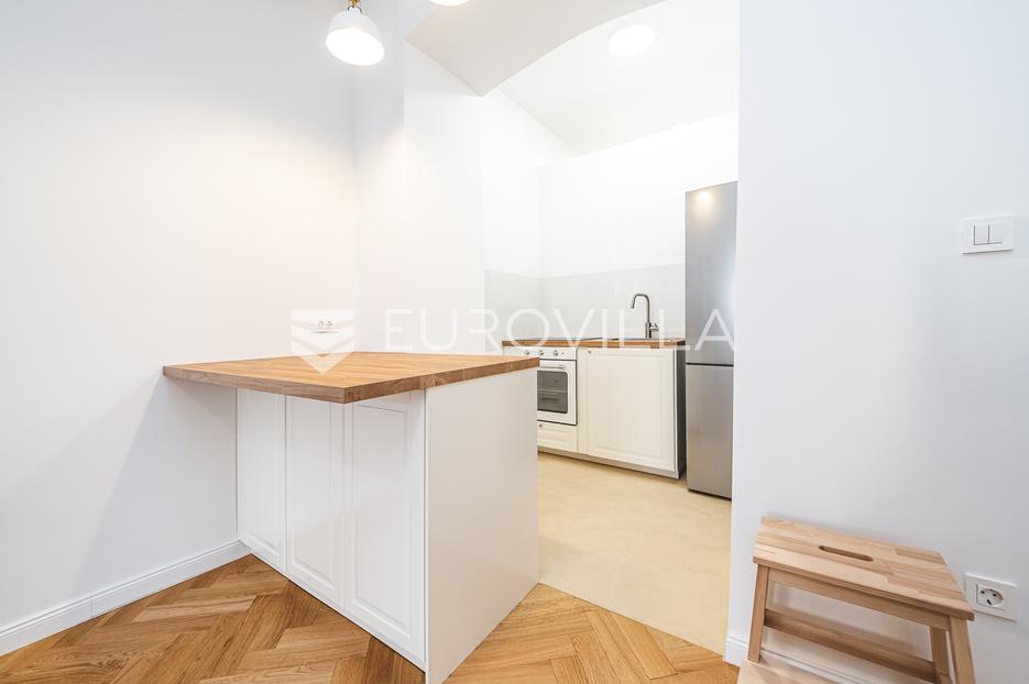 Apartment Zu verkaufen -  Donji Grad