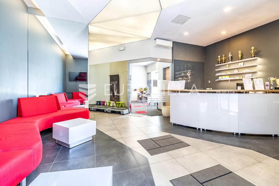 Business premises For sale -  Maksimir