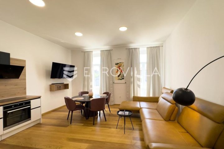 Flat for sale 85 m² – Centar