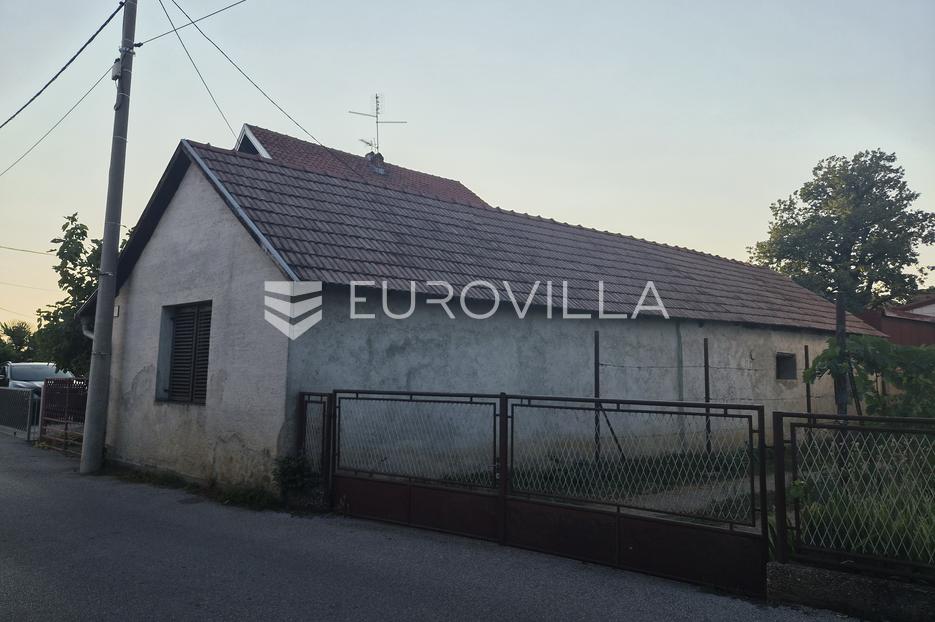 Kuća Na prodaju - Donja Dubrava - foto 1/4