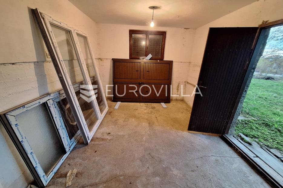 Haus Zu verkaufen - Karlovačka Karlovac - Okolica
