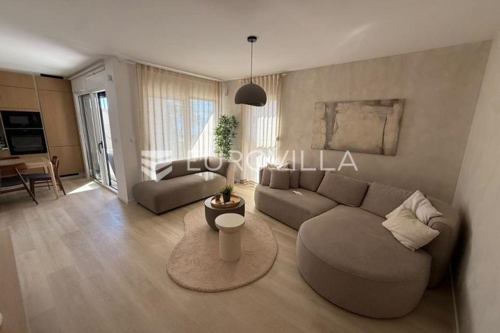 Apartmán Na prenájom - Splitsko-dalmatinska Podstrana - foto 3/12