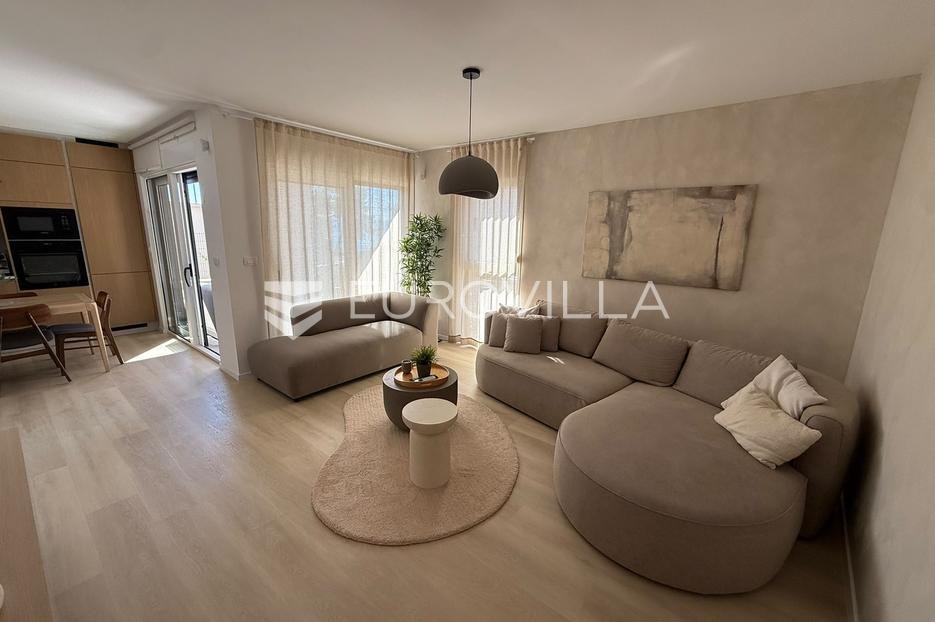Apartmán Na prenájom - Splitsko-dalmatinska Podstrana