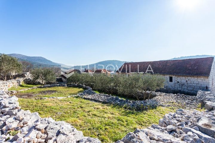 Maison à vendre 470 m² – Vrsine