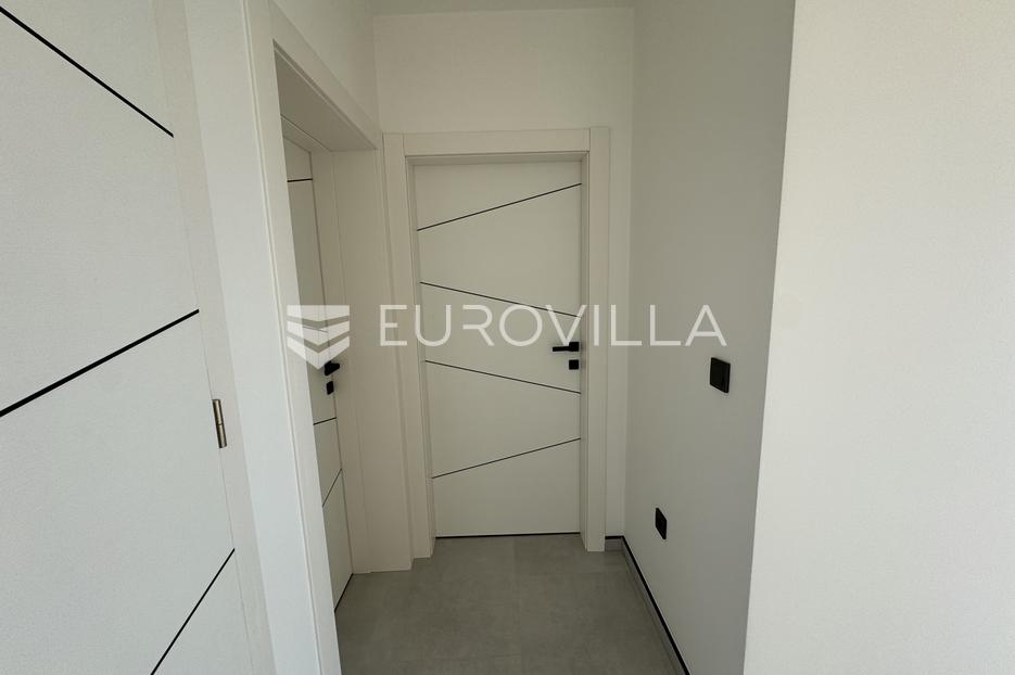 Haus Zu verkaufen -  Slavonski Brod