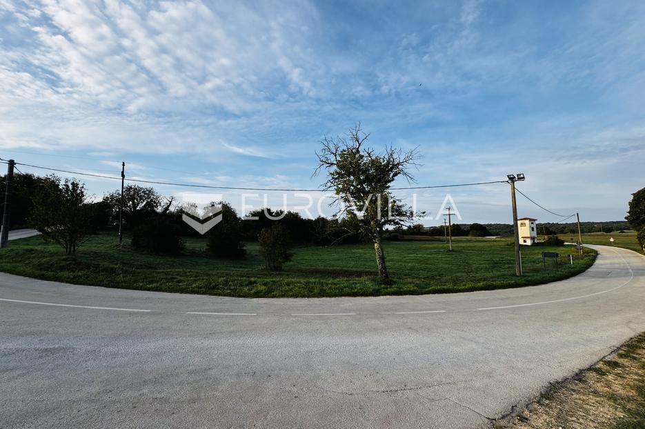 Parcela Naprodaj - Istarska Grožnjan
