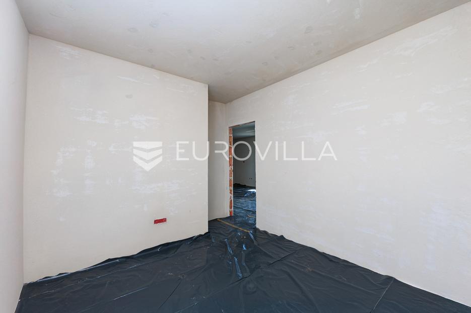 Appartamento In vendita -  Dobrinj