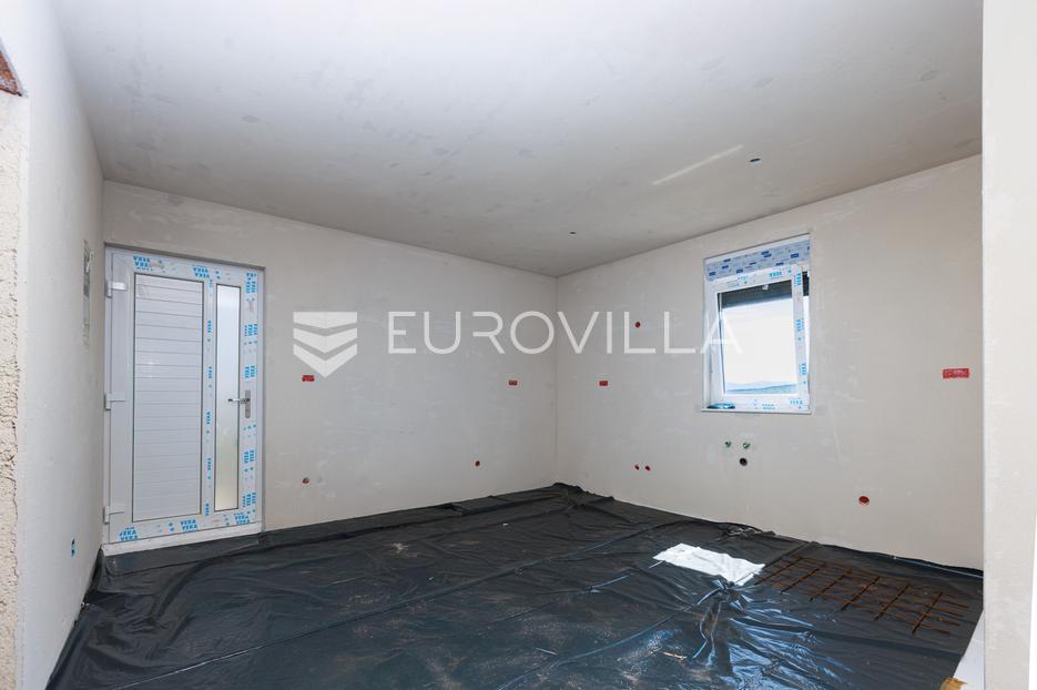 Appartamento In vendita -  Dobrinj